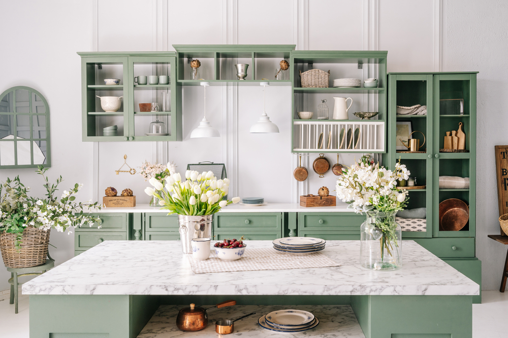 How to Choose the Right Paint Color for Your Kitchen Cabinets
